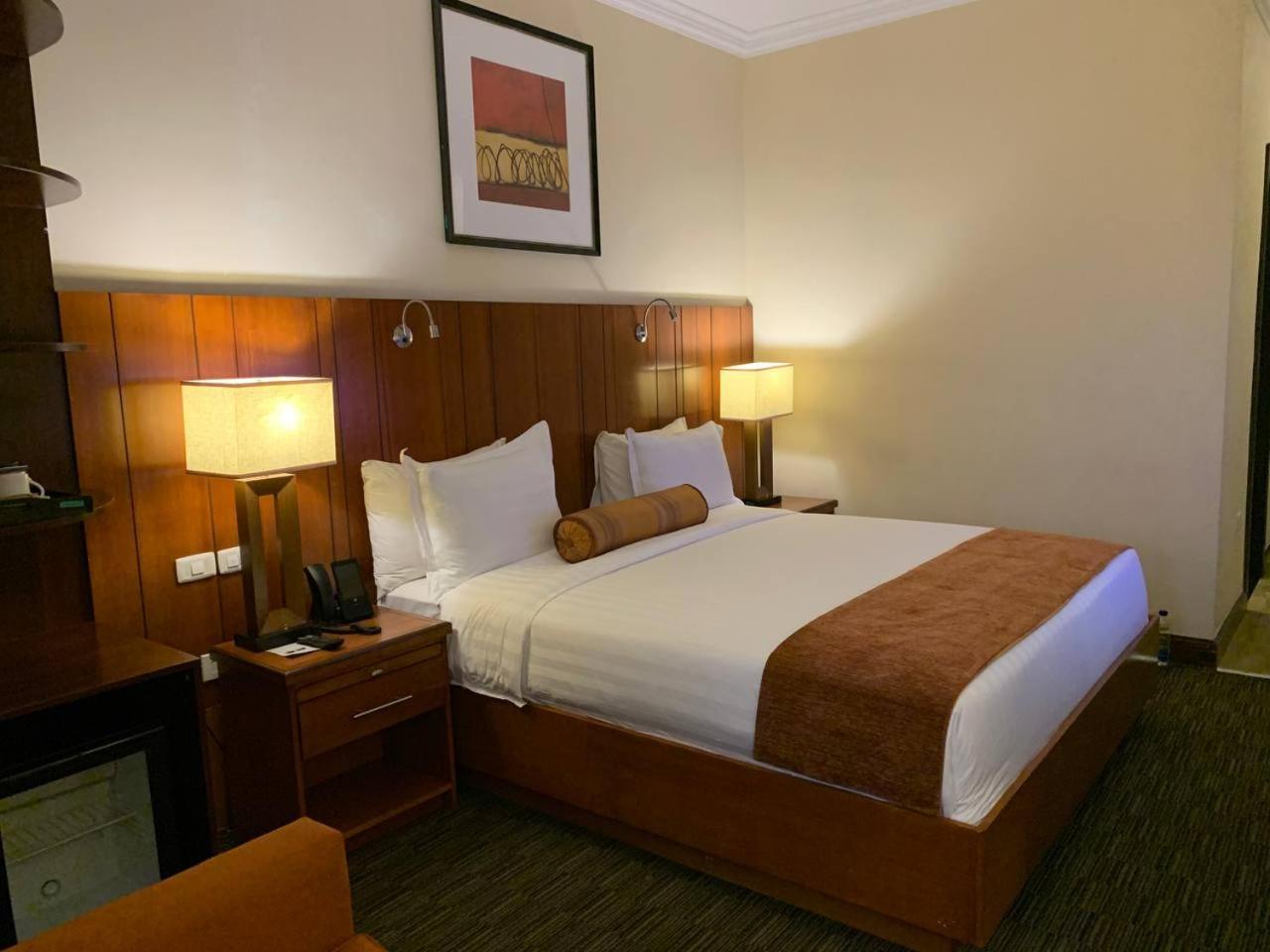 The Hub Hotel Addis Ababa Exteriör bild